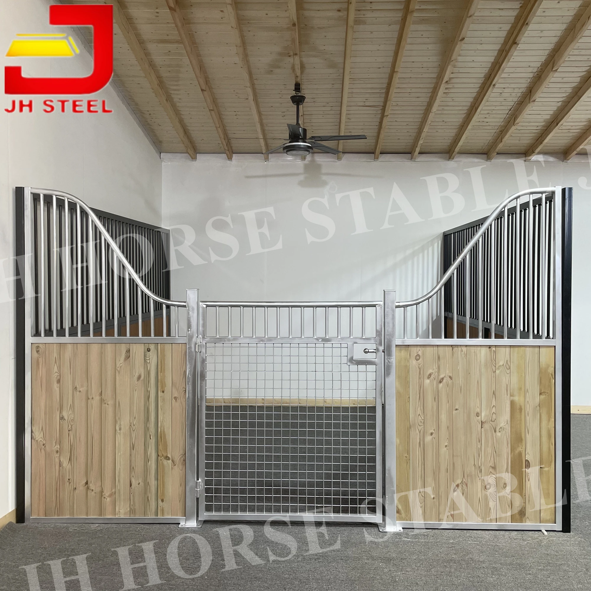 

Luxury Portable Equestrianism Equipment Permanent Cost-Effective Pine Wood Horse Stable