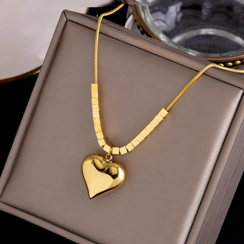 

High Quality Custom Fashion Korean Metal Stainless Steel Heart Necklace Pendent Charm Gold Plated Stainless Steel Necklace