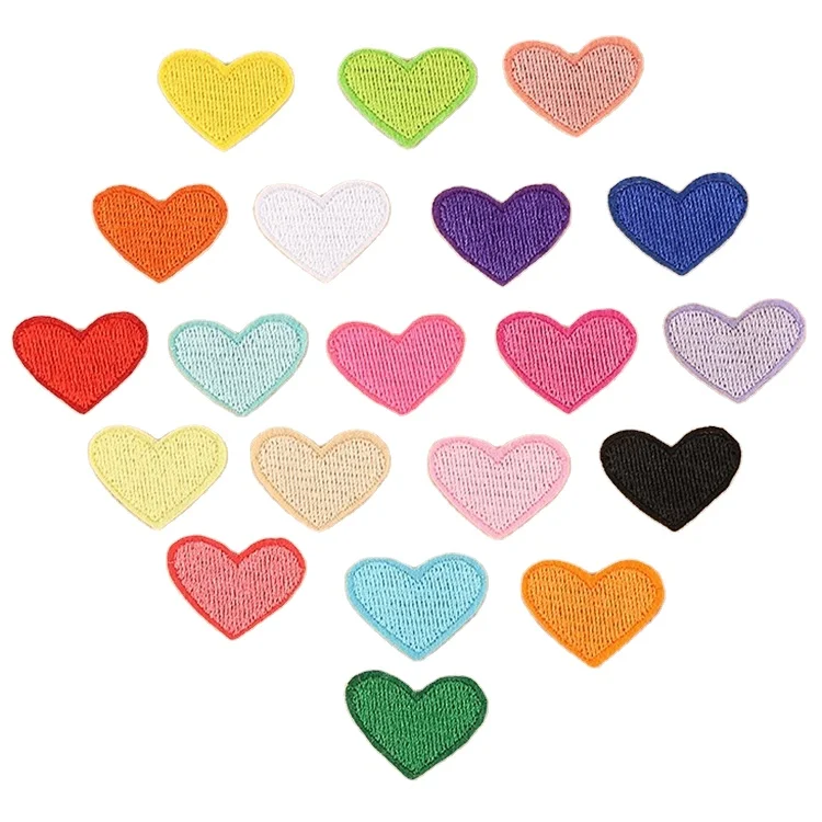 

Wholesale 20x26mm Garment Accessories Embroidery Patch Iron on Embroidery Heart Patches for Clothing Decoration