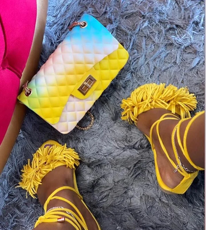 

2020 Hot Sell Fashionable Gladiator Dress Shoes Lace-Up Crossover Straps Open Toe Slippers Strappy Calceus Tassel Women Sandals, Yellow, black, rose