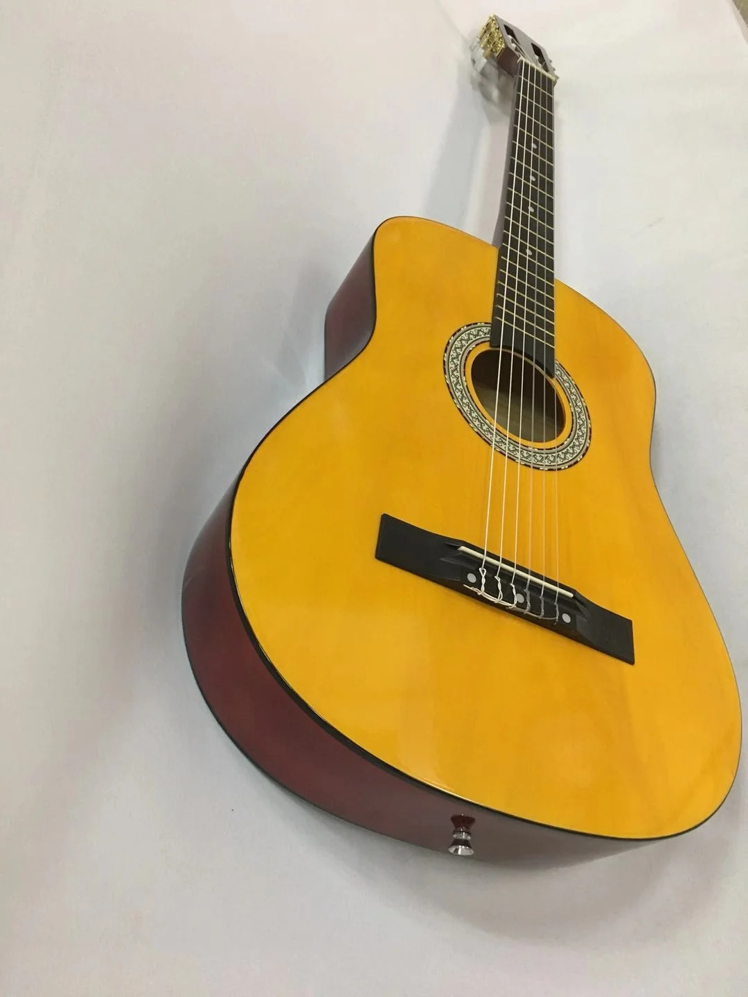 热卖初学者 38英寸便宜尼龙弦古典吉他