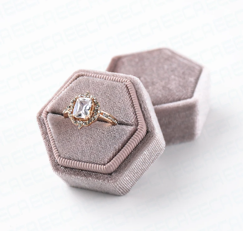 

Custom Hexagon Jewelry Box Sweet Luxury Small Velvet Engagement Ring Box, Pink,begie,blue.champane