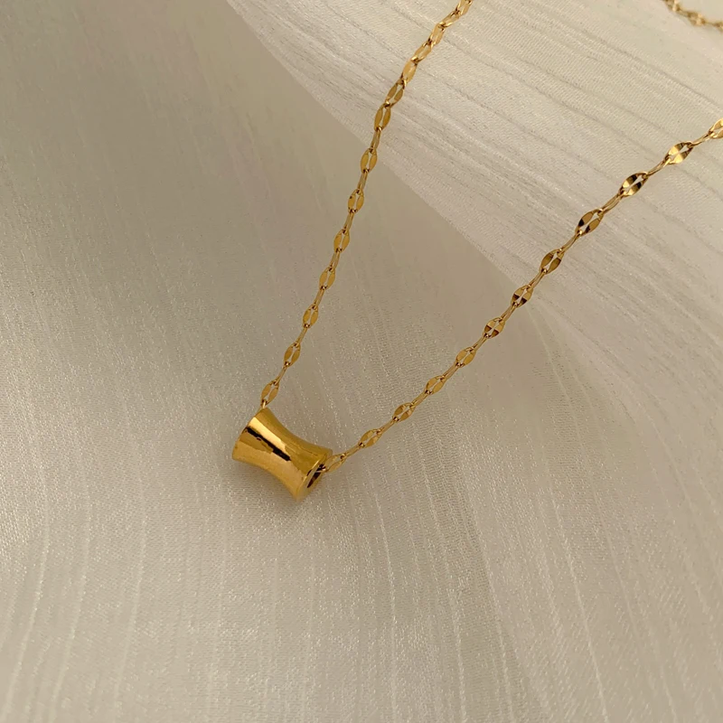 

Vershal F-34 New Arrival 18k Gold Plated Minimalist Chic Geometric Pendant Necklace For Women
