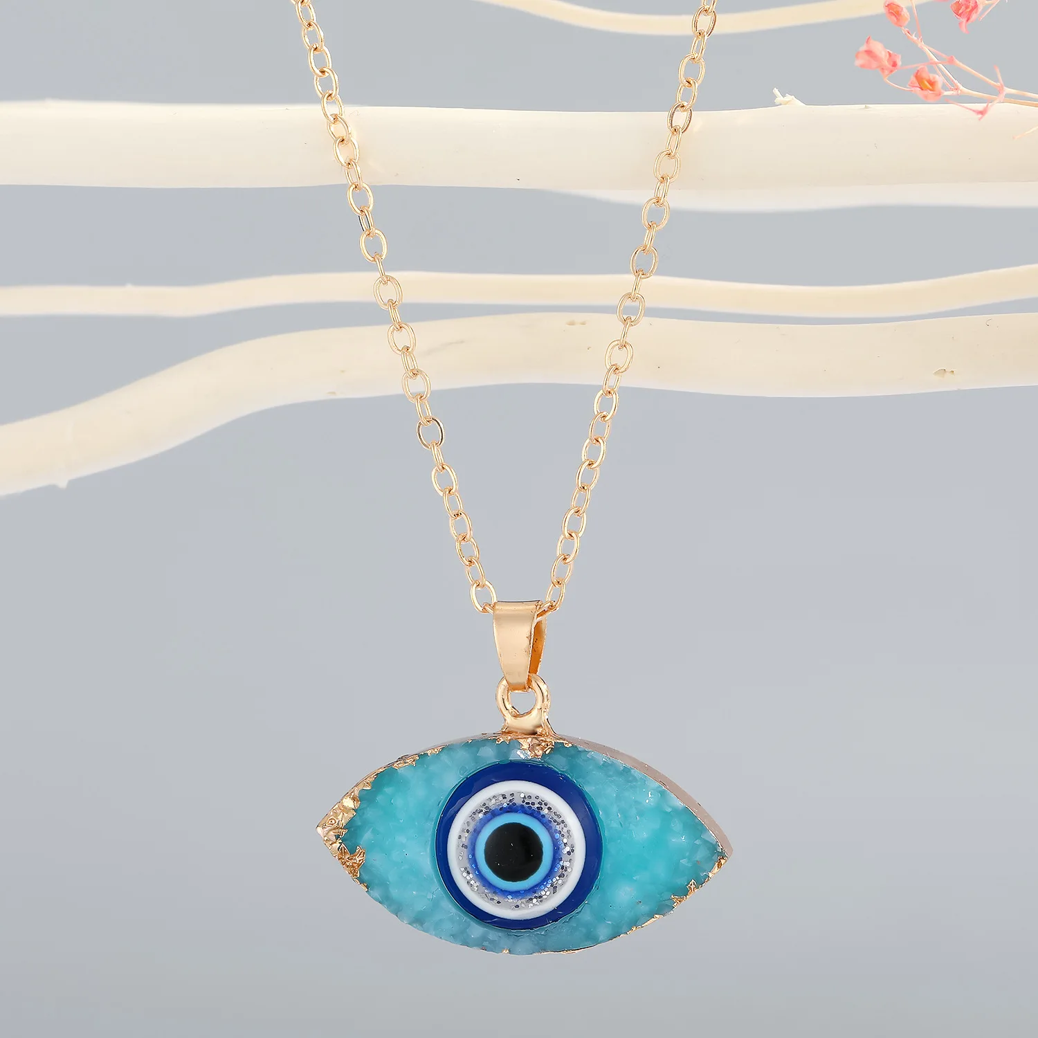 

2021 Sailing Jewelry New Fashion Colorful Turkish Devil Eye Necklace Simple Resin Demon Eye Pendant Necklace