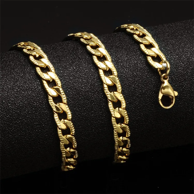 

Simple 14K Gold Plated Stainless Steel Choker Necklace for Women Fashion Thin Figaro Chain, Gold silver