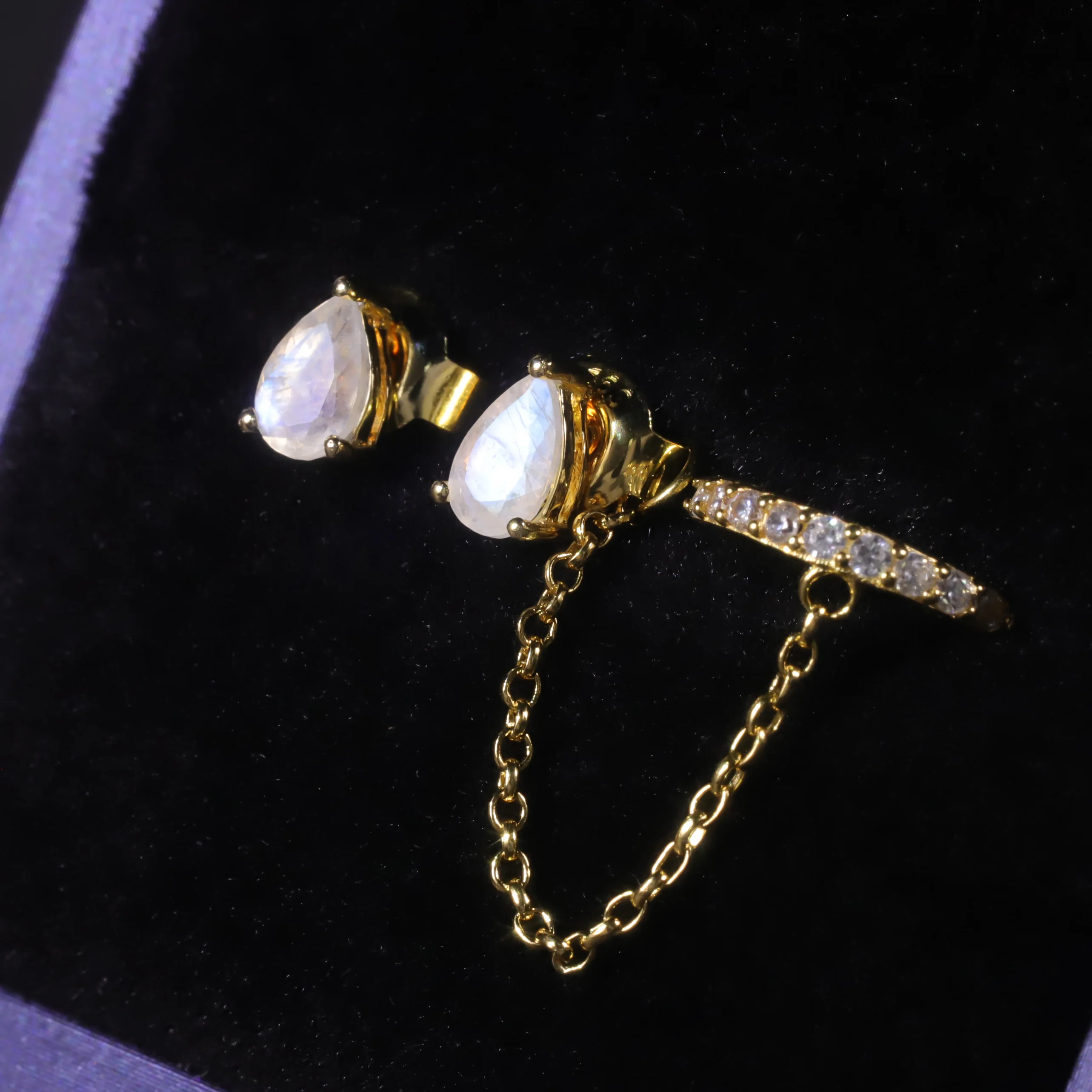 

F0552 Abiding Fine Jewelry Wholesale Yellow Gold Plated Ear Cuffs Stud 925 Sterling Silver Moonstone Earrings