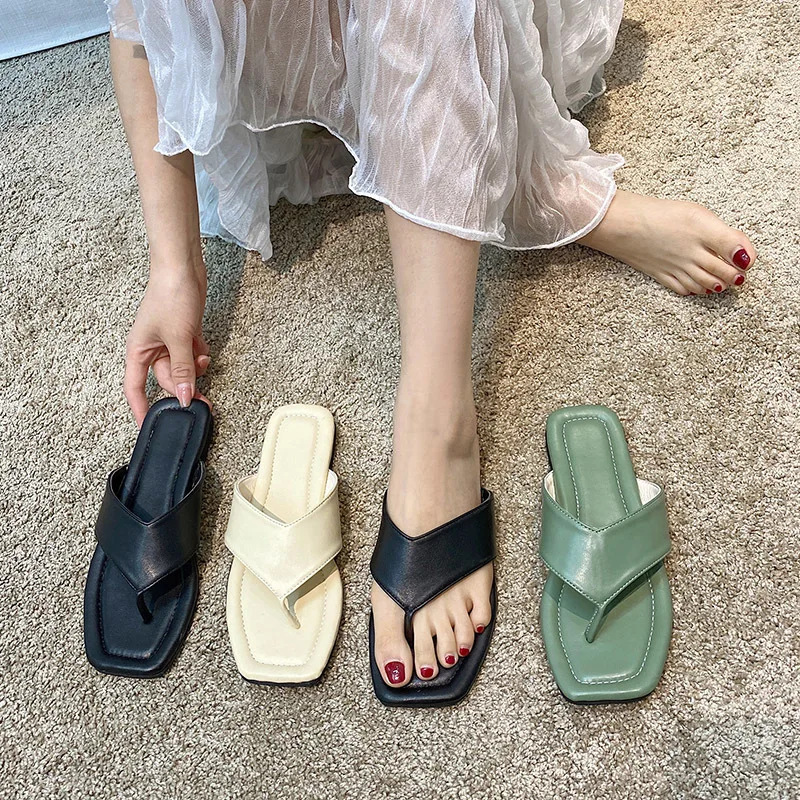 

China wholesale fashion cheap PU upper flat slipper sandals for women and ladies size plus