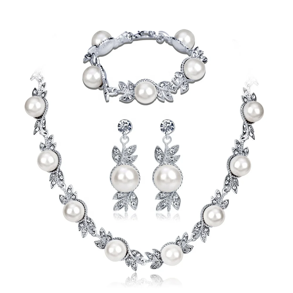 

Hot Sale Elegant Fashion Rhinestone Pearl Necklace Earring Jewelry Set