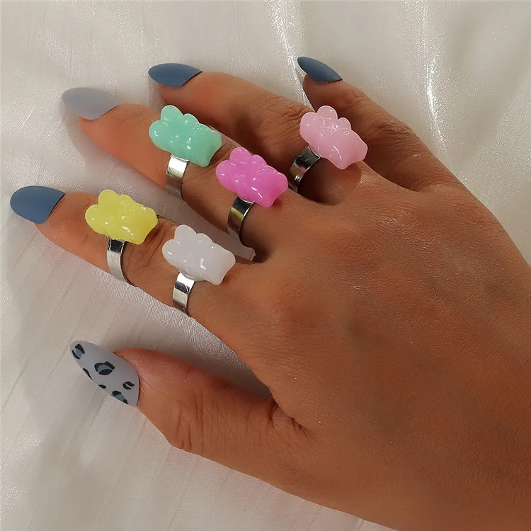 

Ins Harajuku Sweet And Lovely Color Resin Bear Ring Opening Index Finger Ring, Picture shows