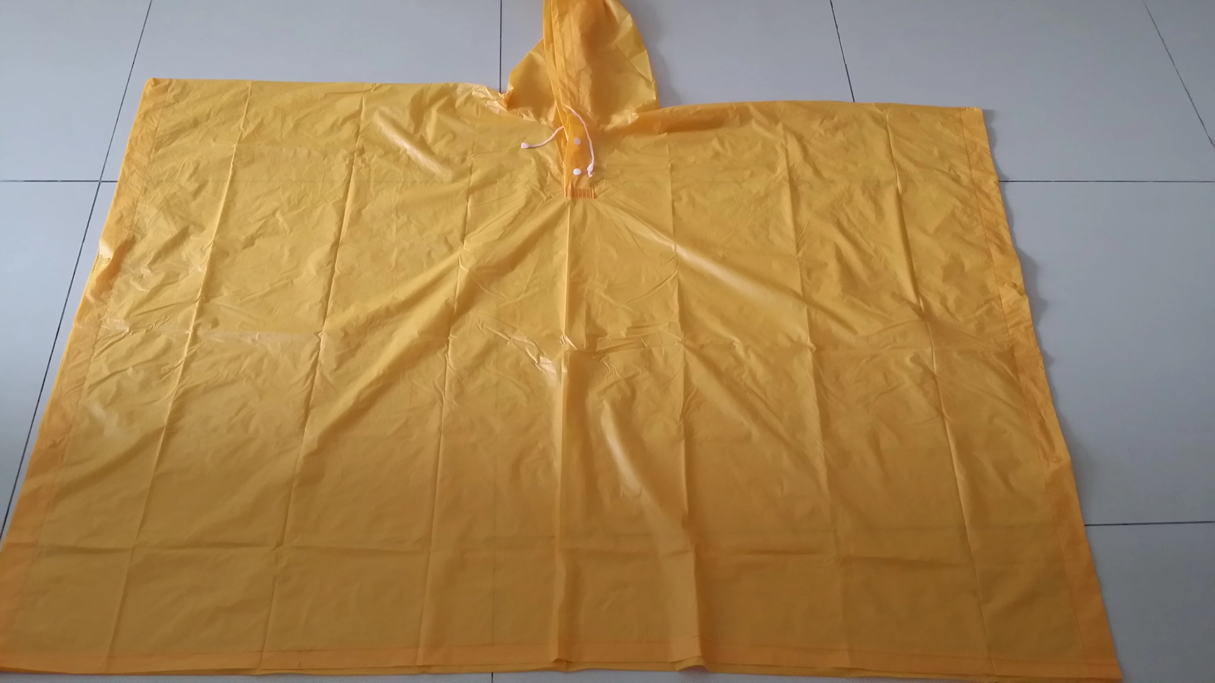 PVC poncho 6 snaps.jpg