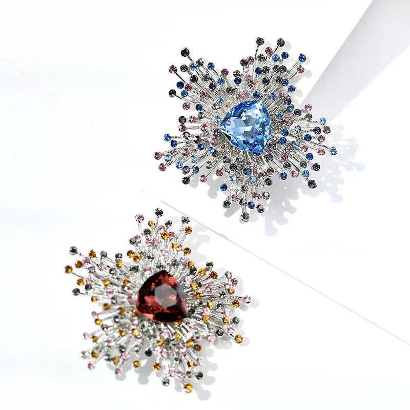 

2020 Wholesale Beautiful Fashion Jewelry Flower High Quality Crystal Rhinestone Pentagram Flower Alloy Brooch Pins