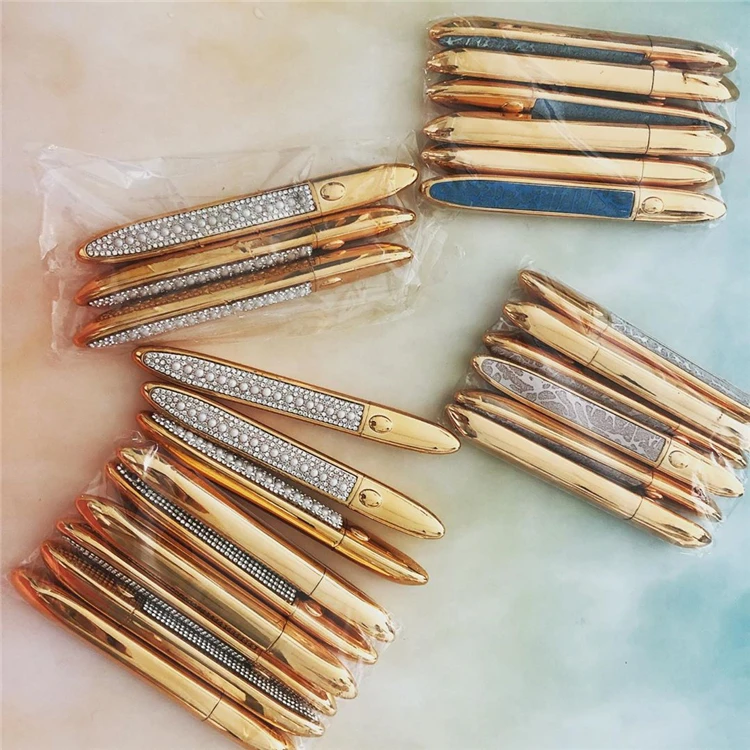eyeliner glue (20).jpg