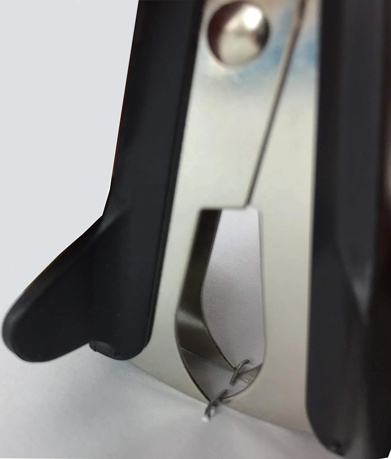 
Factory price 24/6 & 26/6 
 Type Professional Claw PP material Shape Staple Remover use for School Office and Home 