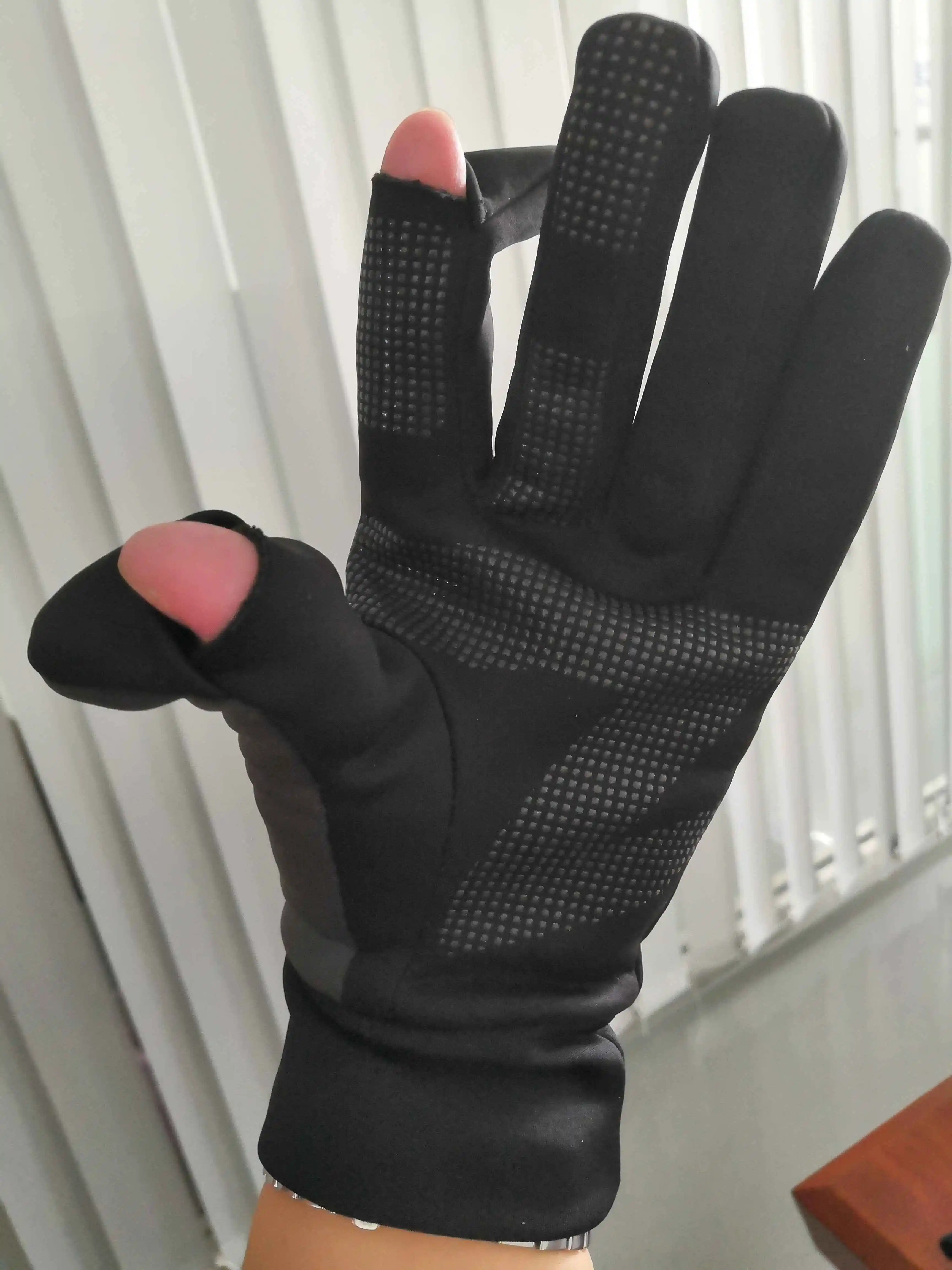 Ozero Mens Touch Screen Remote Controlled Sensing Hand Drone Toy Gloves