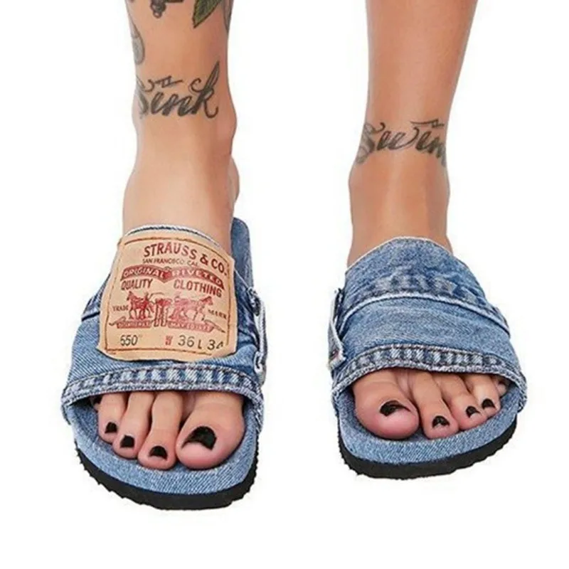 

Hot sell large size jean flat slippers female 2021 new European and American beach shoes