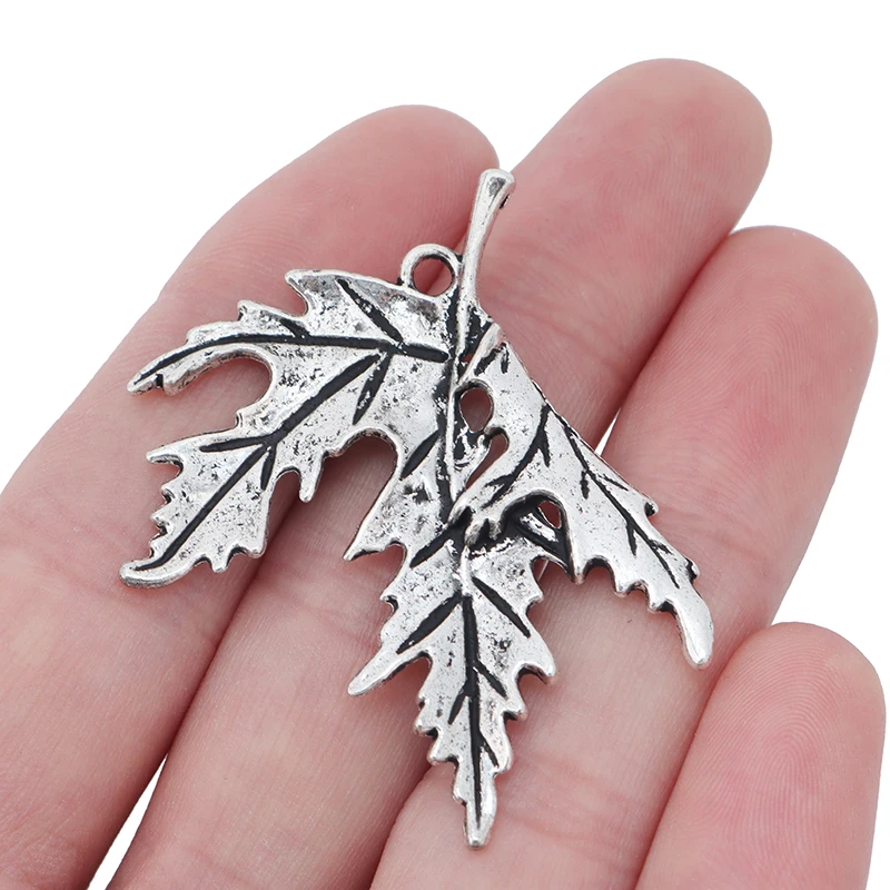 

Antique Silver Maple Leaf Charms Pendants for Necklace Jewelry Making Accessories