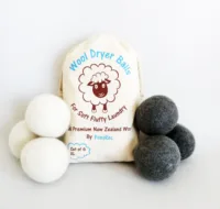 

2020 NEW Trending Amazon Wholesale Naturally Organic Sheep felt tumble eco laundry wool felt balls Natural and Unscented