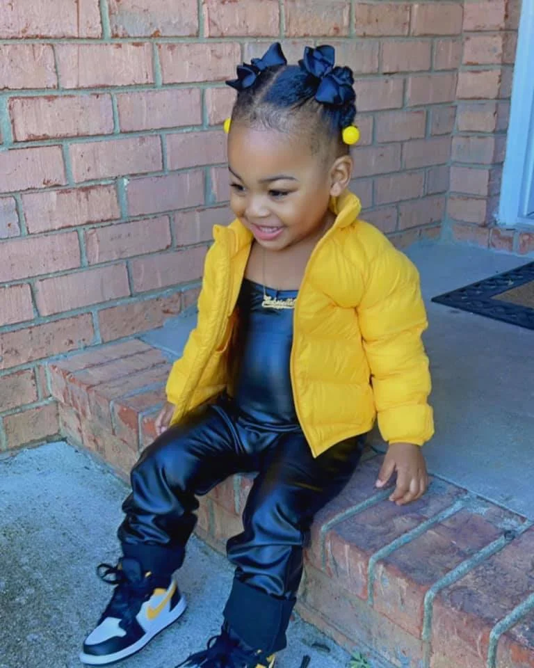 

2021 Latest Wholesale Kids autumn Leather 2pcs sets in black Toddler baby Girls Stacked Pants Set With Small Moq