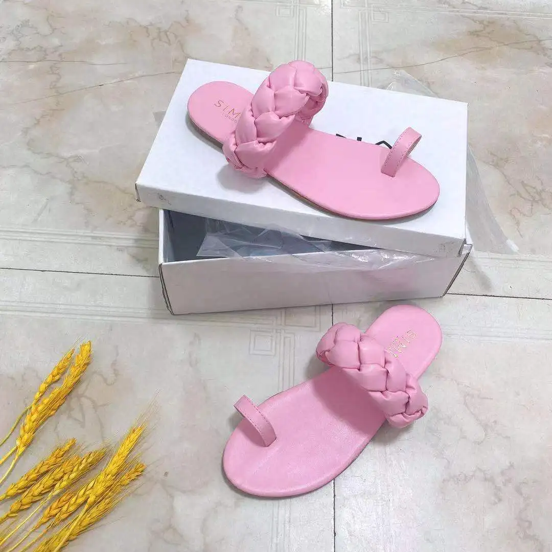 

Latest High quality Woven PU Leather Toe Ring 4 Colors Ladies slides Summer Beach shoes Flat women's slippers, Customized color
