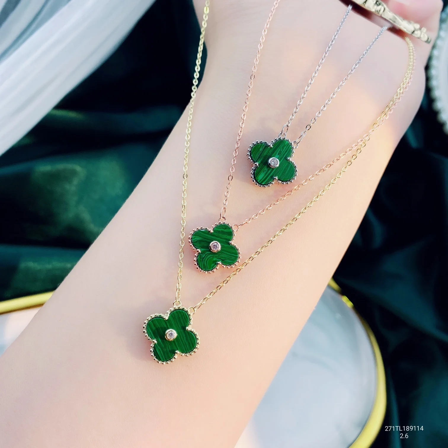 

Classic 925 Sterling Silver Lucky Clover Necklace Jewelry Women's not allergic, Gold color