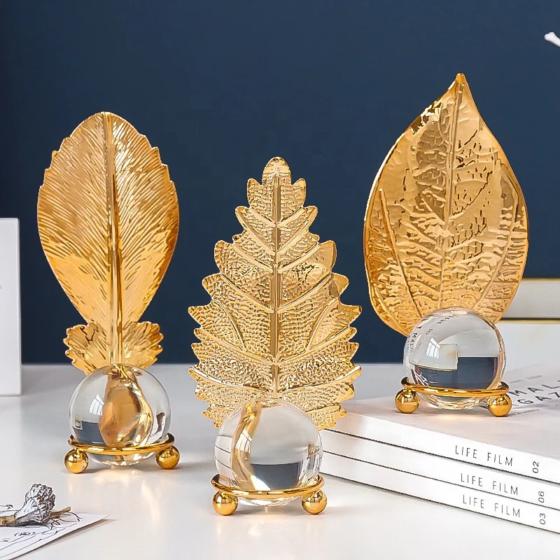 

Iron Leaves With Clear Crystal Ball Golden Leaf Decor Home Livingroom Ornament Gifts Home Decoration Crafts