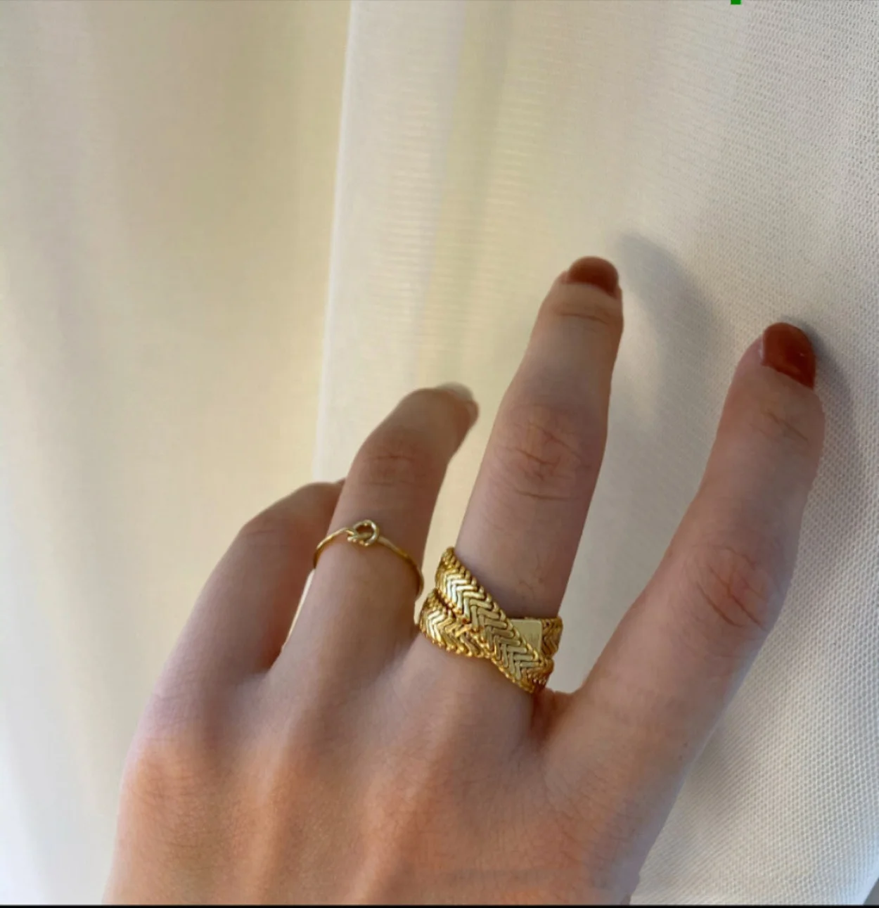 

New retro fashionable fine stacking custom brass plated real gold snake bone soft chain ring