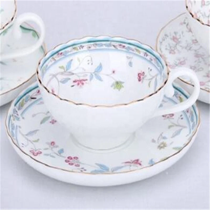 

Porcelain Upscale Light Luxury European Style Coffee Sets Phnom Penh Design Elegance Durable Washable Tea Sets, White