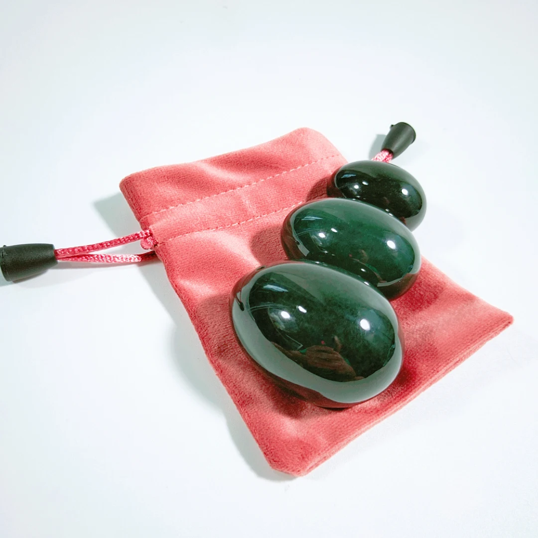 

Nephrite jade eggs yoni eggs set natural eggs for vaginal exercise