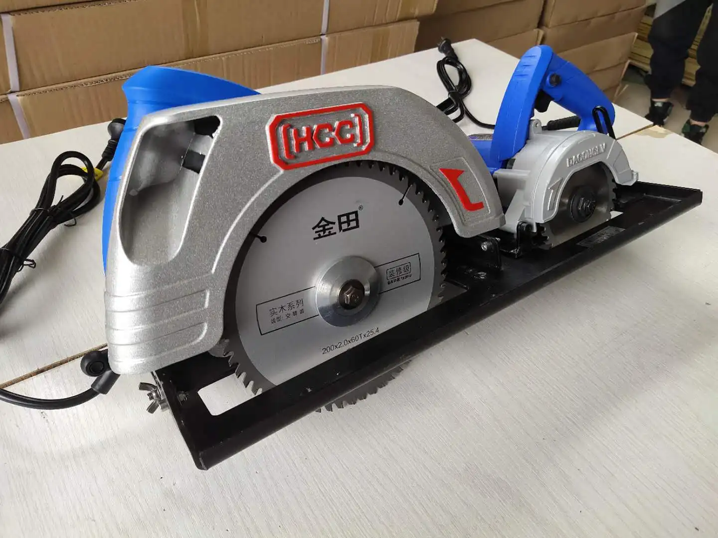 Wood Precision Table Panel Saw With Main Saw And Scoring Saw Blade
