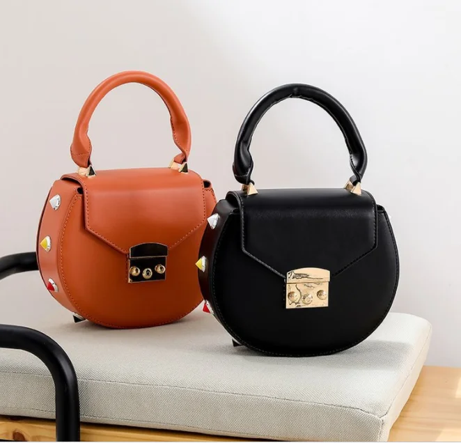 

Latest Colorful Rivet Round Bag ,Trendy Fashion Women Leather Cute Mini Round Handbag For Girls, 5colors as pics