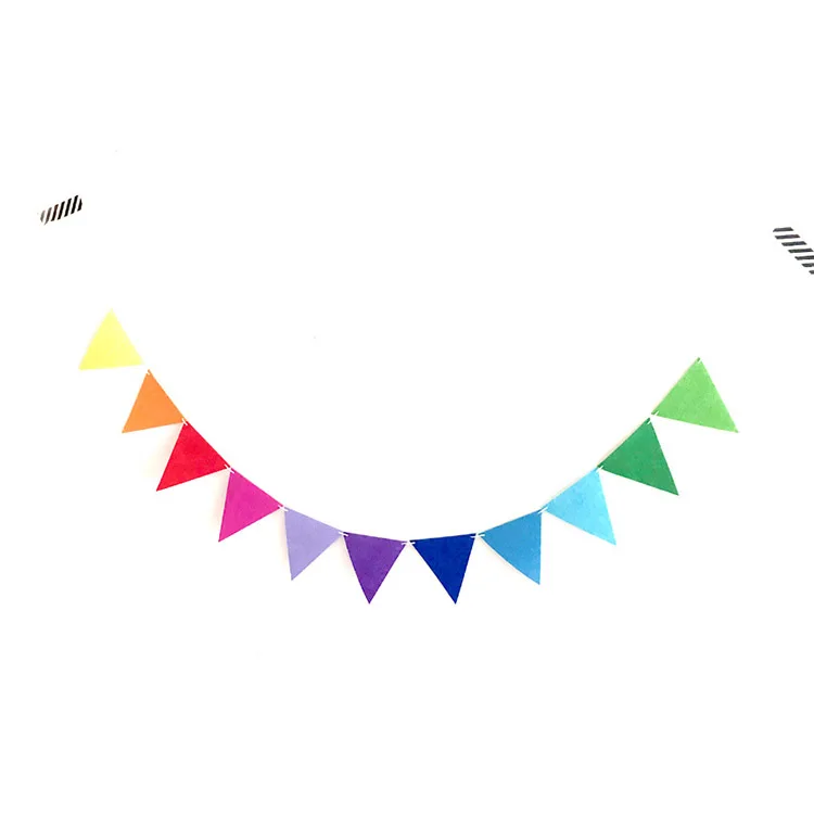 

Nordic children's room Color triangle heart round felt style, Optional