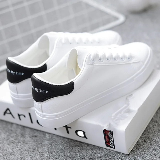 

2022 spring and autumn new female student wild white shoes, As pictures