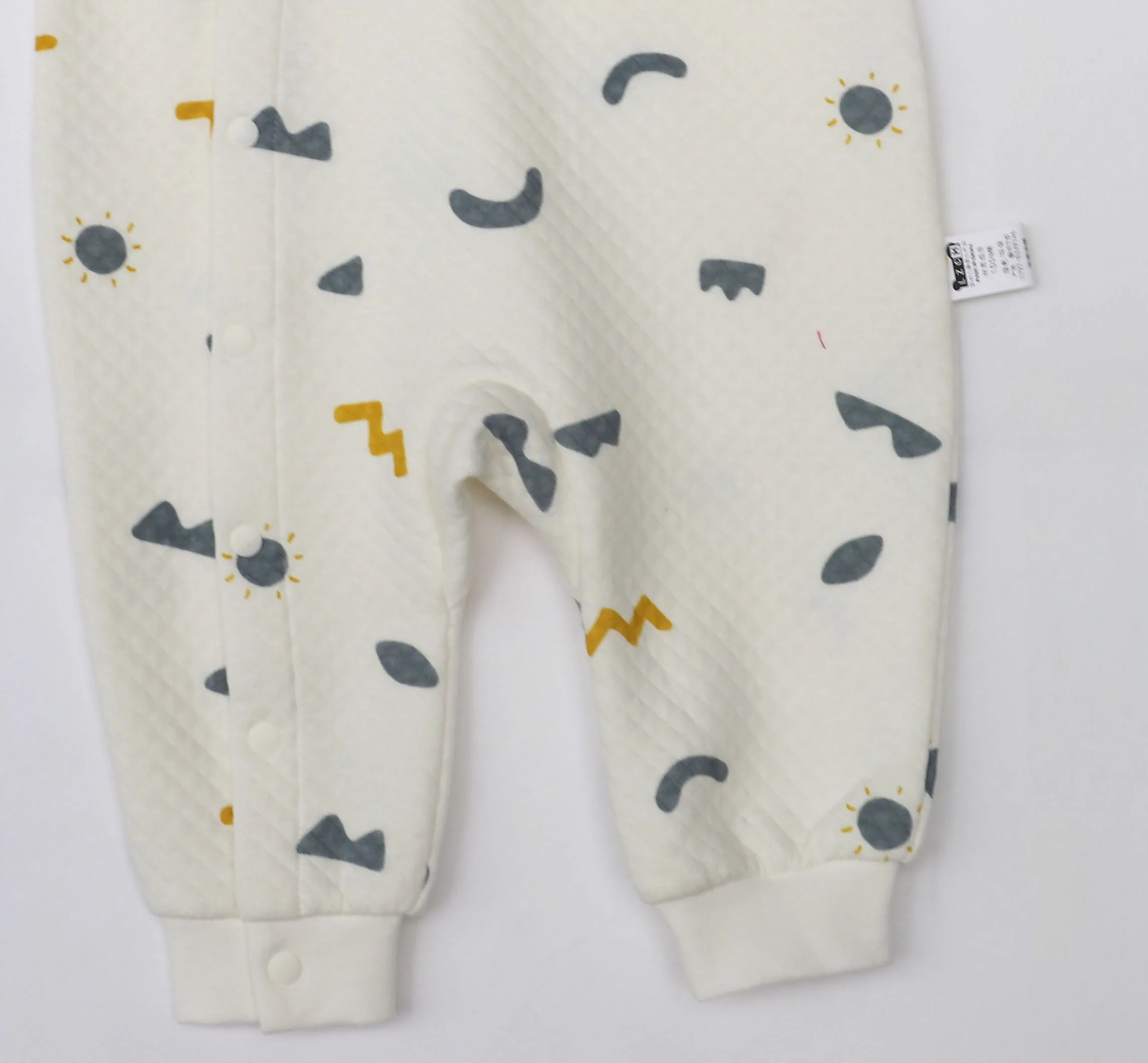 
100 Organic Cotton Unisex Lovely Solid Color 6PCS Newborn Gift Set Box Baby Clothes Set Clothing Quantity 