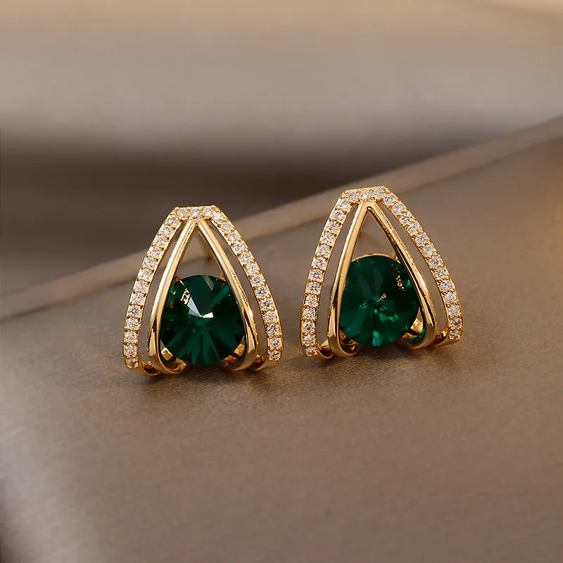 

Green Crystal Earrings Women 2022 New Hollow Geometric Heart Earrings Personality Temperament Stud Earrings Jewelry