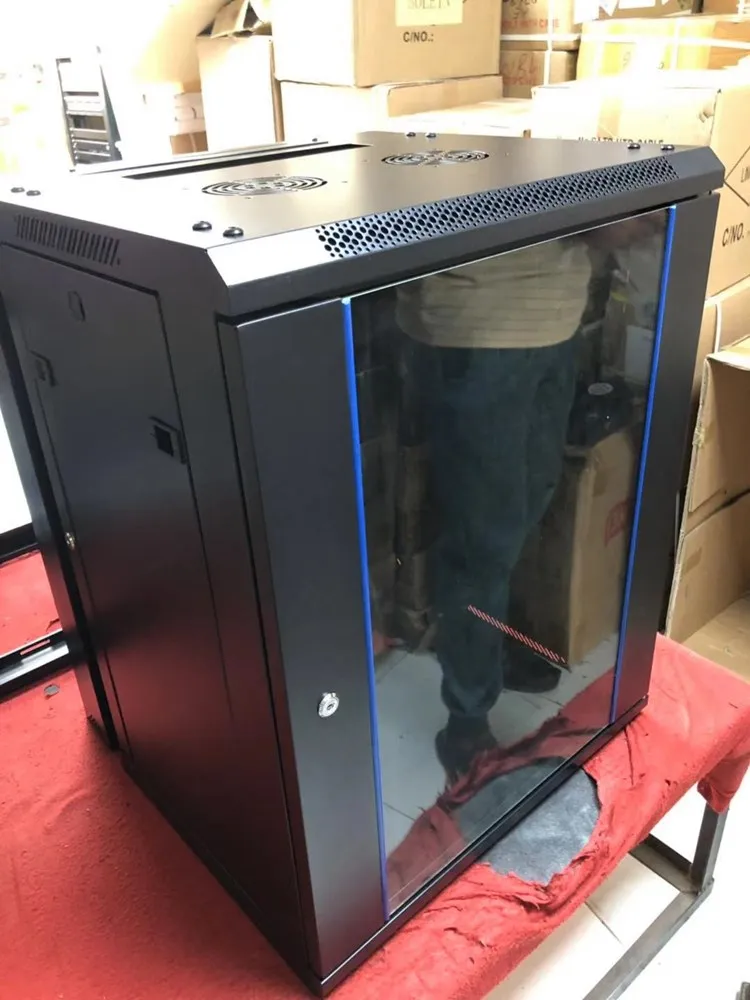 18U server rack (2).jpg