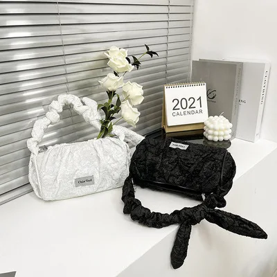 

Hot Sell Stylish Pleated Handbags for Women Solid Color Small Axillary package Ladies Shoulder Bags