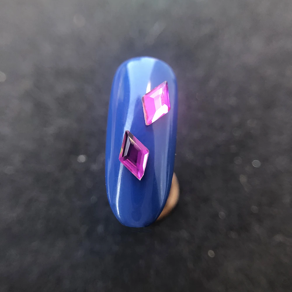 

Cheap 3D glass diamond shape flatback red rhinestones for nails art wholesale, Ab/red