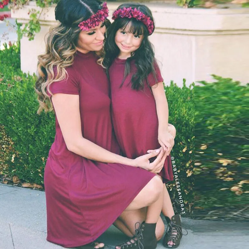 

Casual Family Dress Combo Matching Outfits Loose Mom And Me Dress Simple Solid Color Short Sleeve Mommy And Me Dresses