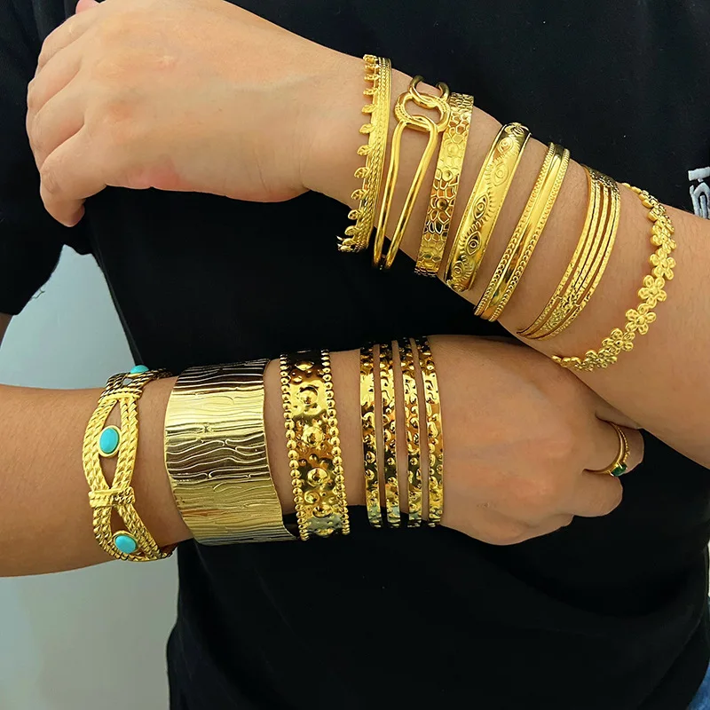 

Wide Chunky Gold Bangle Bracelet Fashion 18K Gold Plated Non Tarnish Evil Eyes Bracelets Bangle Stainless Steel Jewelry