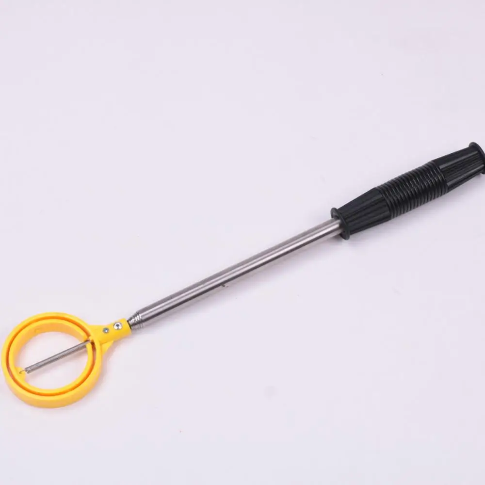 

Hot sale Golf Ball Retriever Golf Pick Up with Automatic Locking Scoop, Yellow