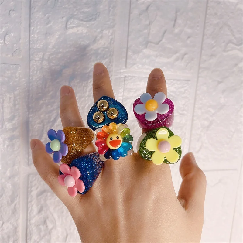 

New arrival Cute resin summer small petal flower acrylic rings