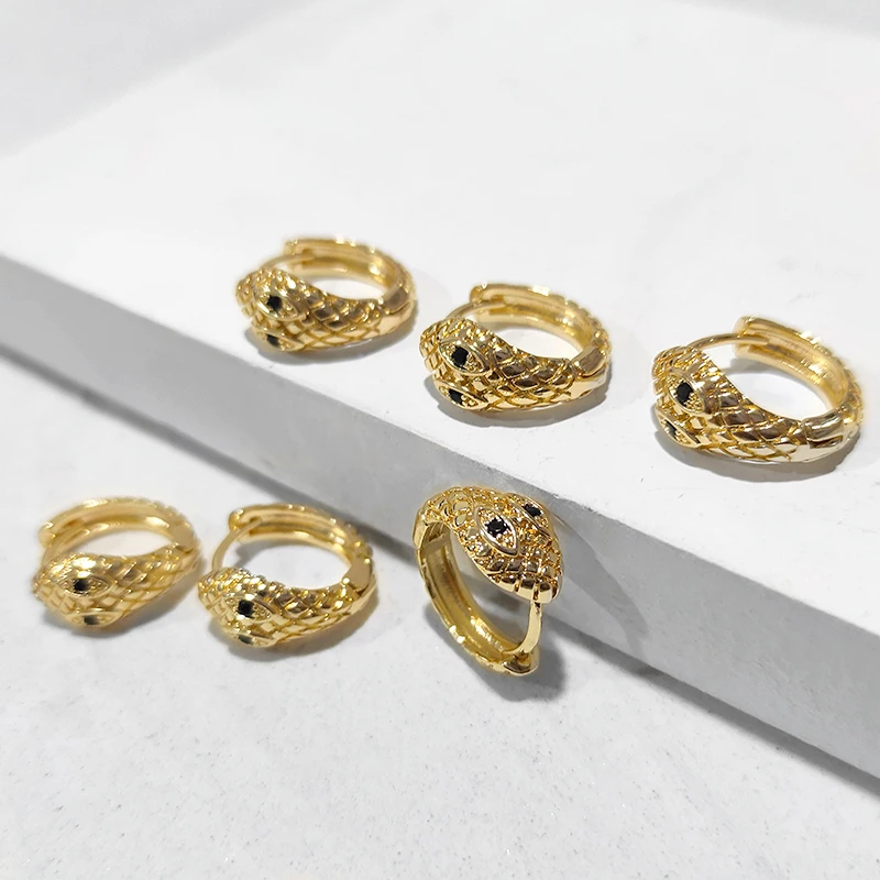 

15*17mm Black Zircon Snake Earrings for Women Engraved Huggie Brass Small Hoop Earrings Diamond Pattern Vintage Jewelry 2020, Gold