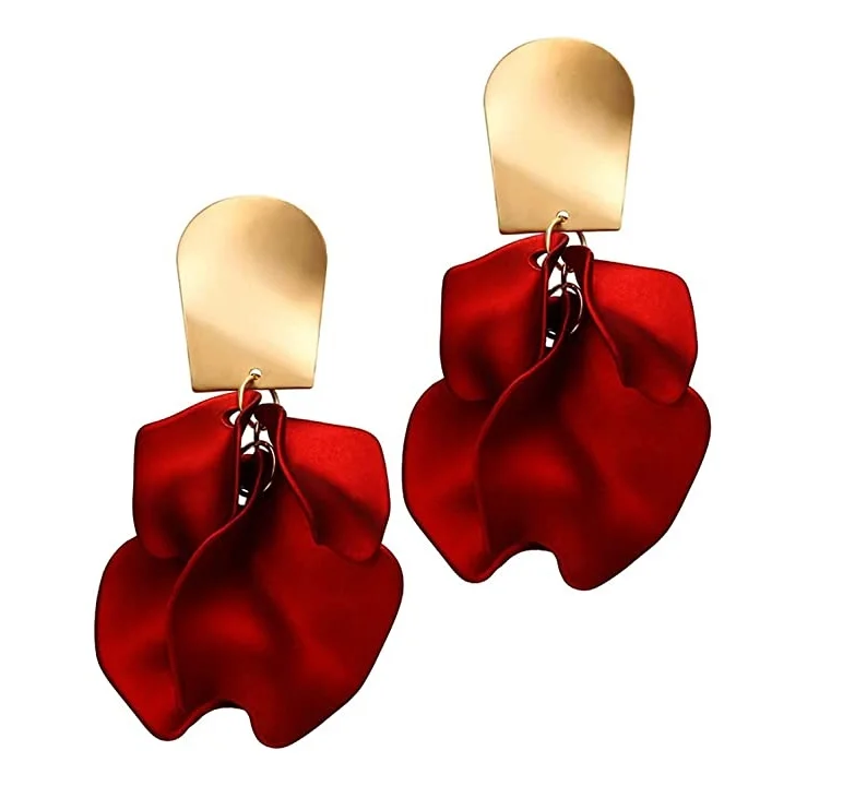 

Fashion Petal Acrylic Dangle Earrings Muti-Tiered Long Flower Drop Earrings Boho Red Rose Earrings for Women and Girls, Picture shows