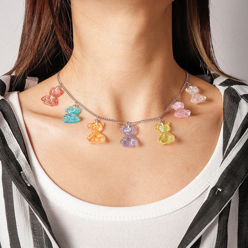 

Wholesale Fashion Colorful Bear Pendant Necklace Color Jewelry Necklace For Women Jewelry