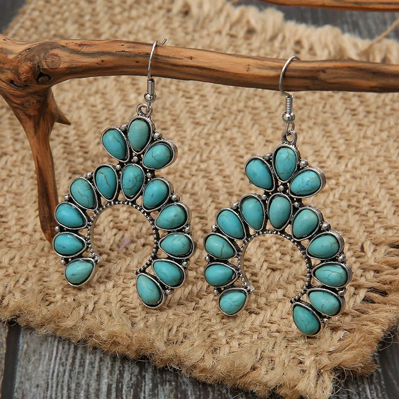 

Classic Navajo Western Lovely Squash Blossom Earrings