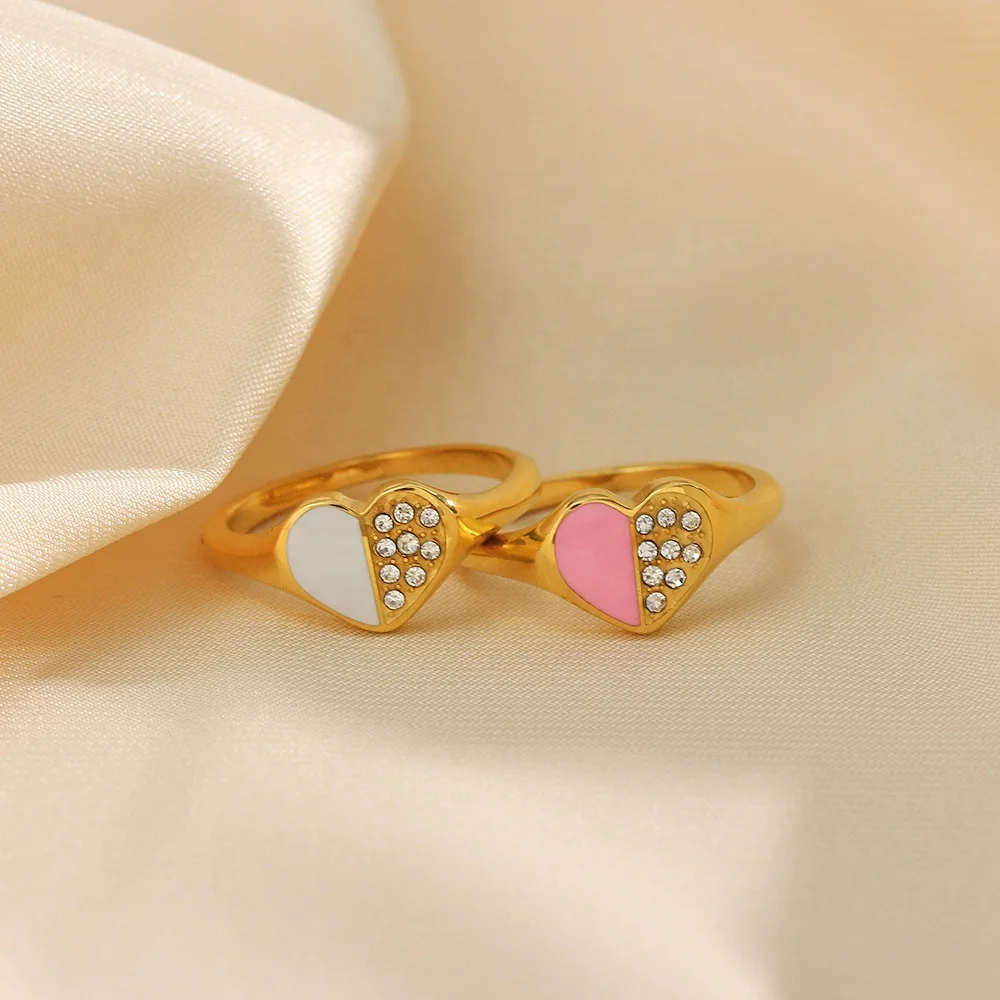 

Dainty Heart Half and Half Enamel Diamond Band Ring Stainless Steel Zircon Ring Pvd, 18k gold