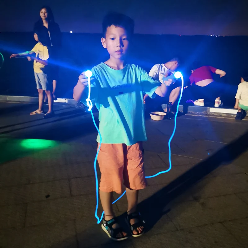 

2021 High quality luminous jump rope led light up jump rope for kids glow jump rope, Customized color