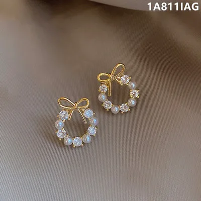 

2021 Delicate Small Hoop Freshwater Pearl Stud Earring Dainty Pearl Bowknot Bow Earring