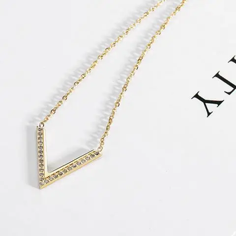 

V Shaped Letter Pendant Necklace Short Fashion Simple Gold Necklace, Customized color