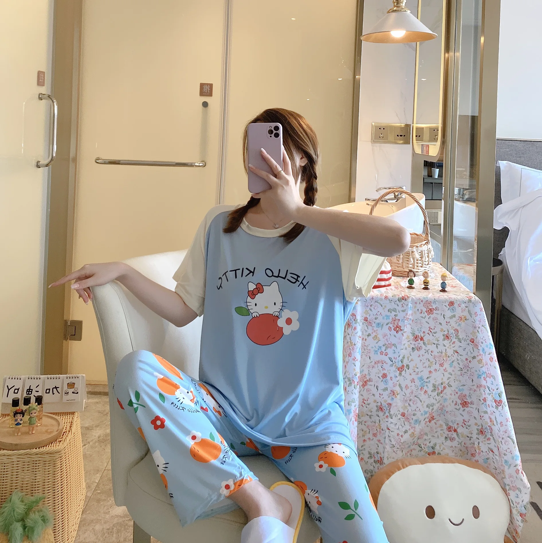 

Summer Cartoon Hello Kitty Popular Loose Home Suit Short Sleeve Trousers Women's Pajamas